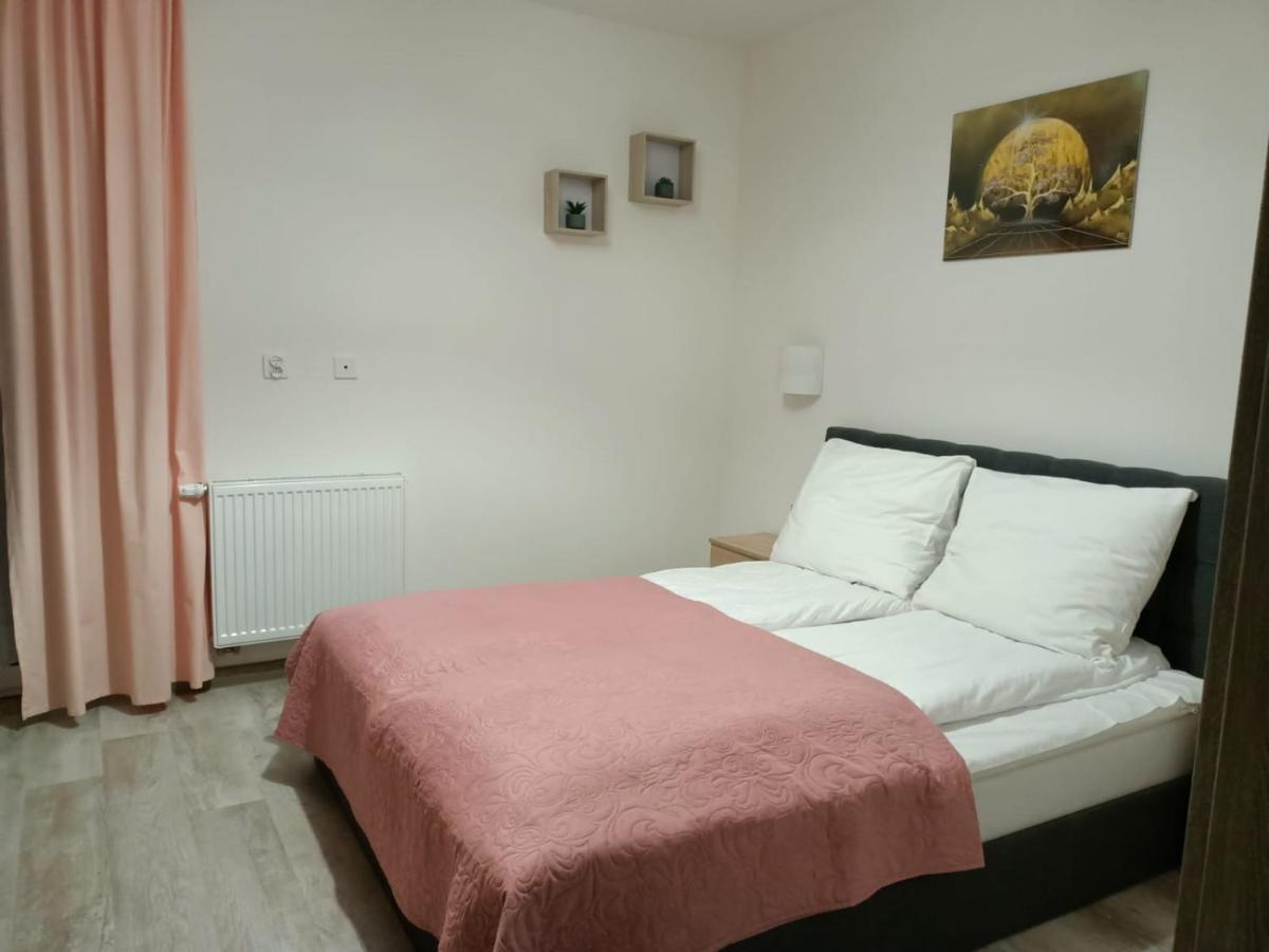Apartament Maria Sianozety Exteriör bild